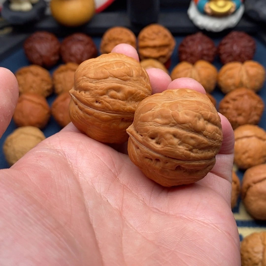 文玩核桃把件零**素精品小手捻