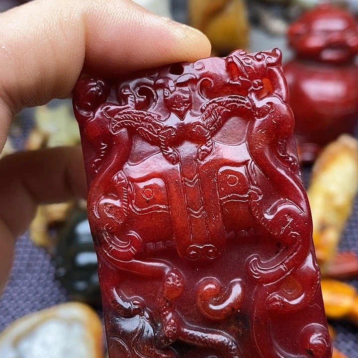 未镶嵌蛇纹石玉颈饰