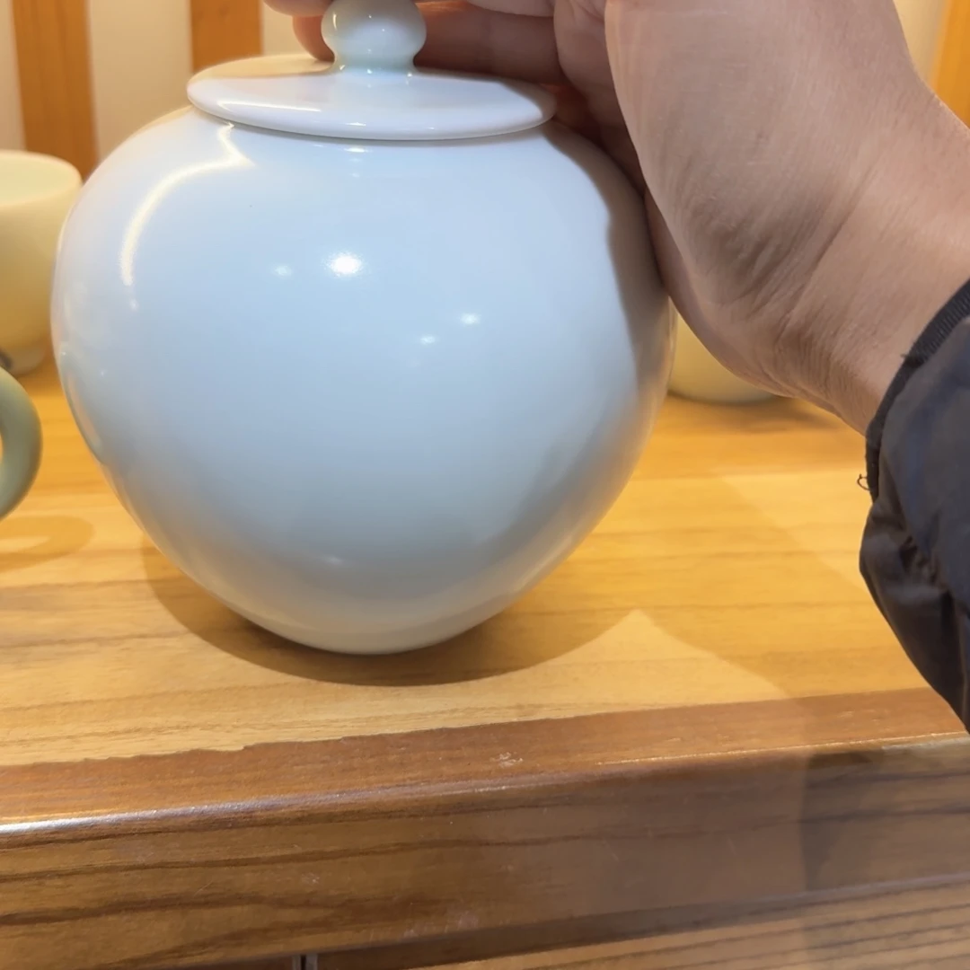 盛***雅汝窑甜白全品喜欢的可以拍