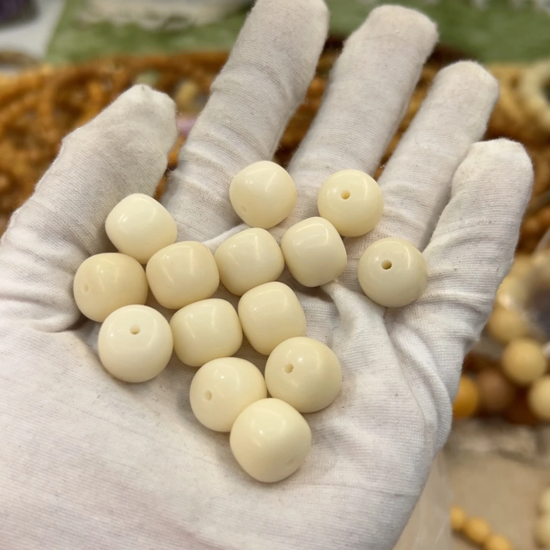 吊坠菩提根/象牙果14干磨骨瓷白单圈076