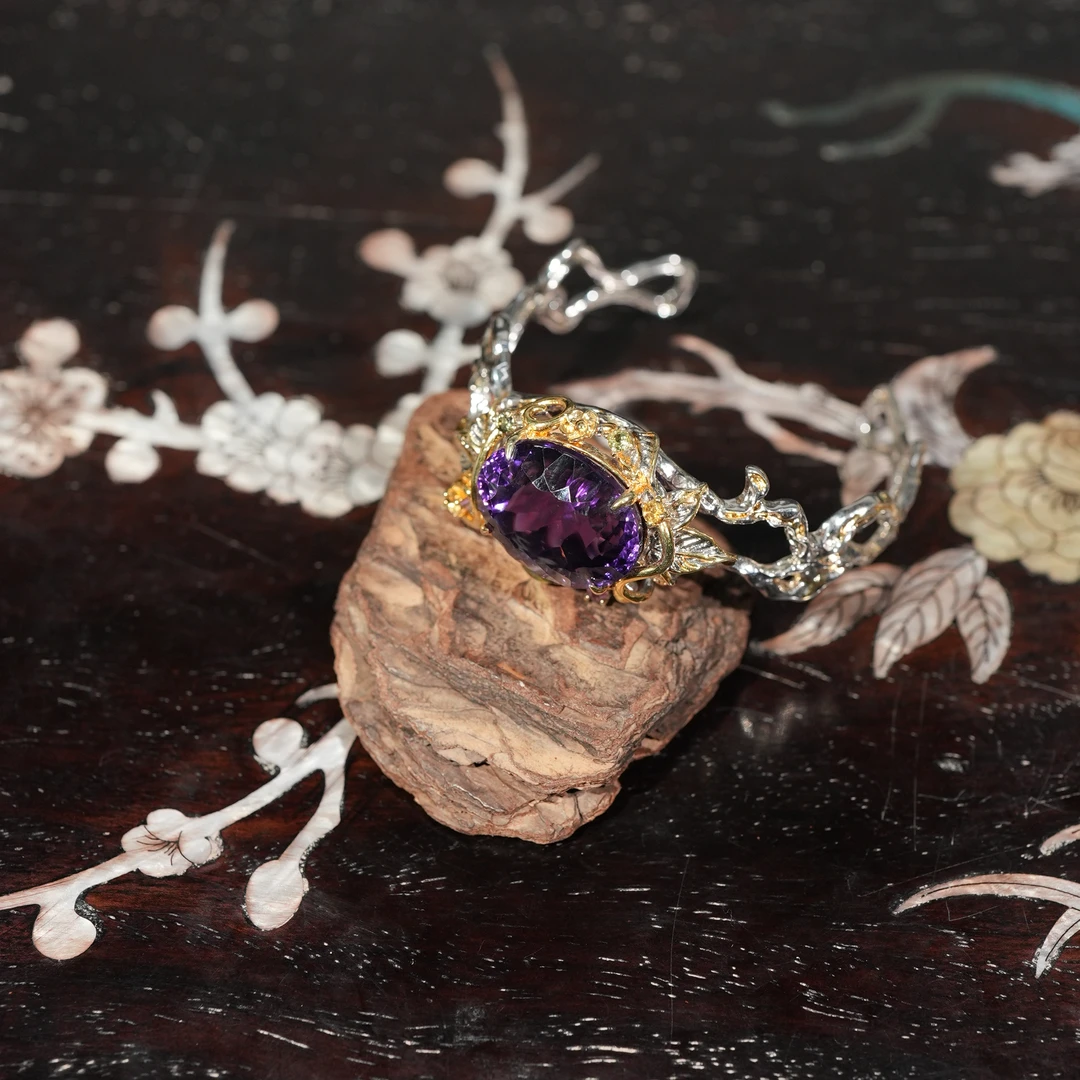 1.12香港王老板-水晶镶嵌手镯o57