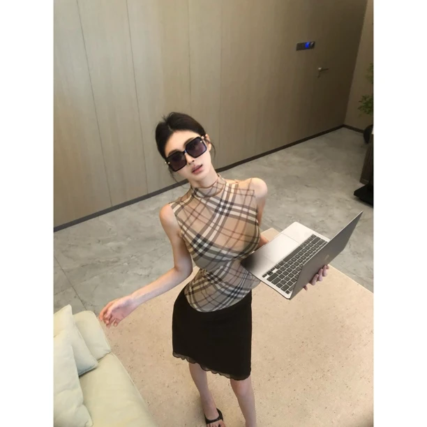 经典格纹半高领无袖轻薄背心收腰显瘦上衣半裙6668