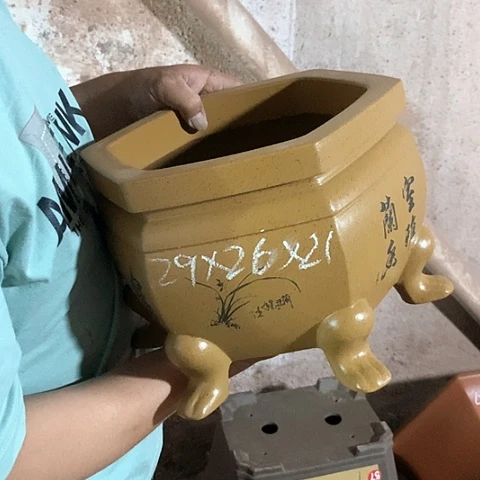 紫砂花盆手工制作