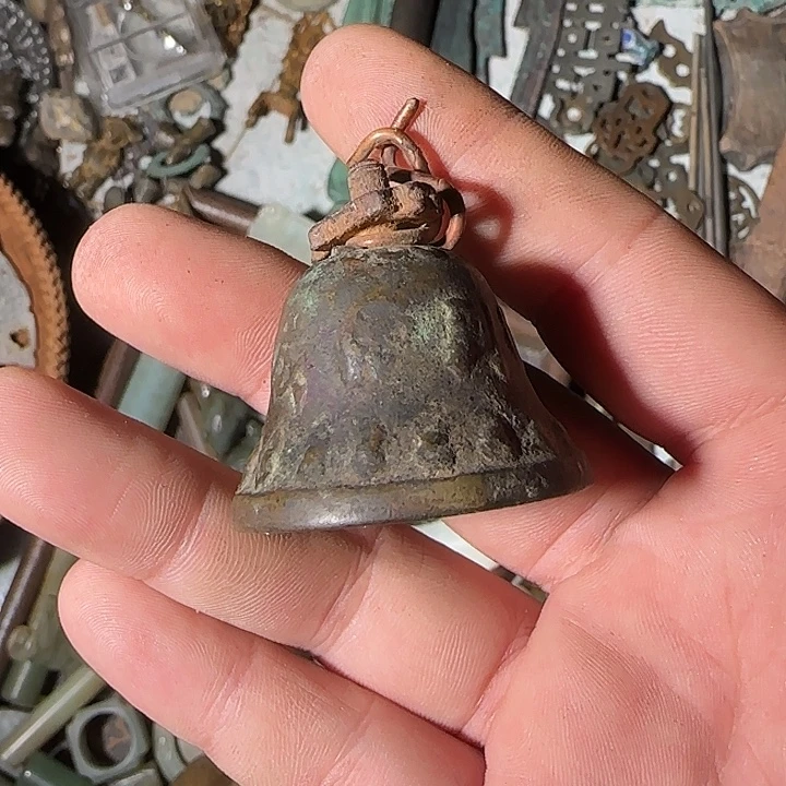 铜微瑕工艺品铜铃铛
