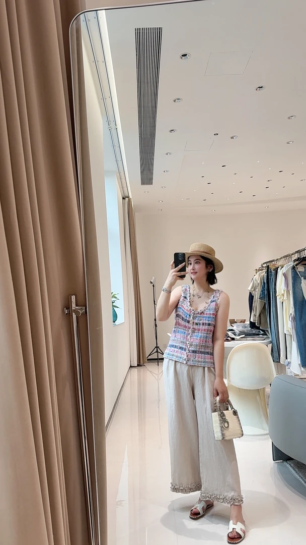 《花园恋人》2025S/S晨锐小香风马甲上衣“名媛千金系列”女1511