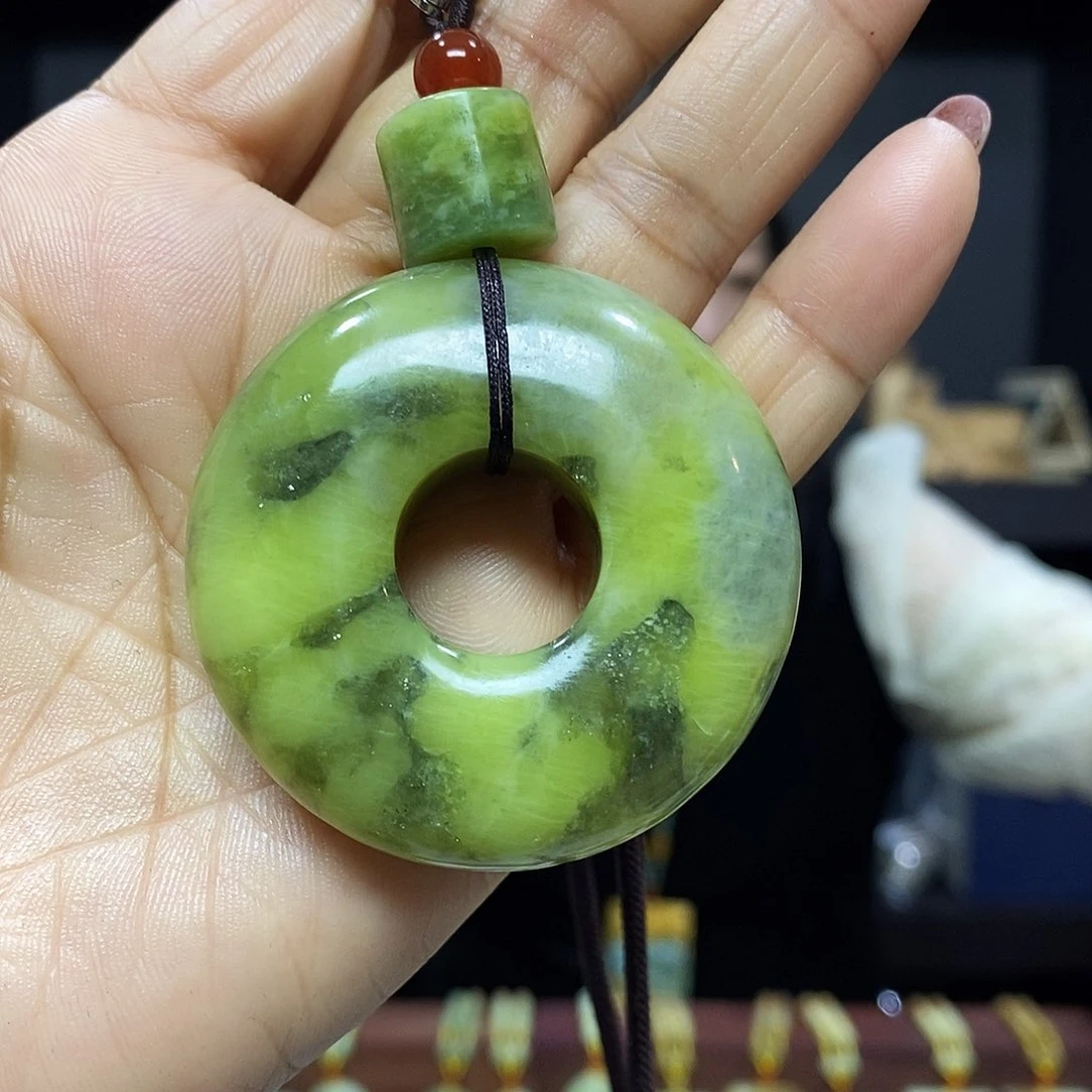 岫玉挂件吊坠未镶嵌