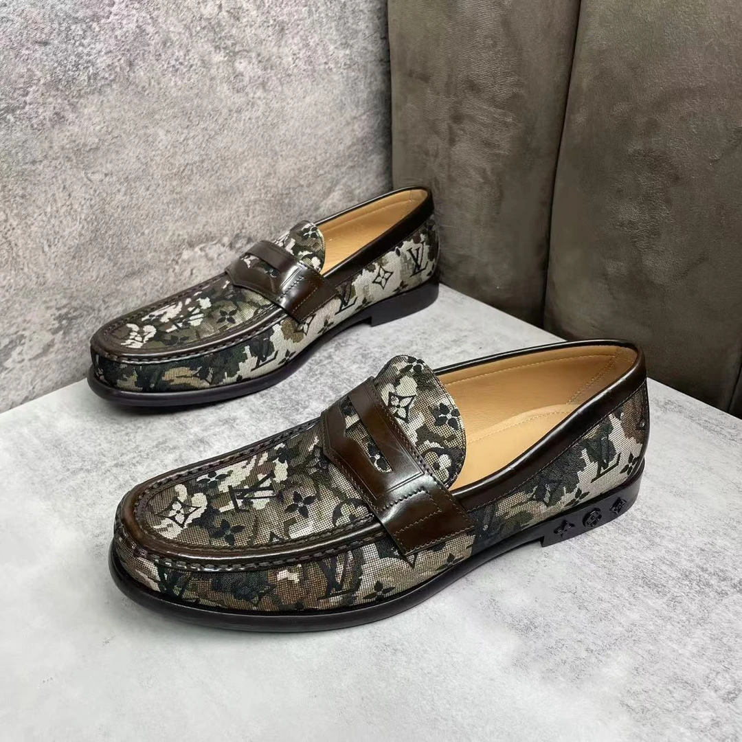 未使用 LouisVuitton/路易威登 迷彩满印刺绣乐福鞋/多尺码/摆放