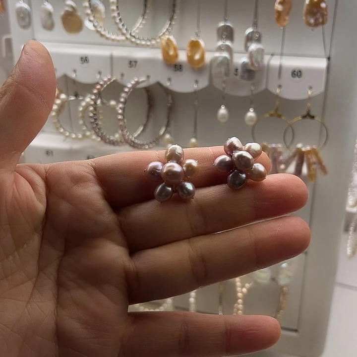 淡水珍珠银S925镶嵌耳饰