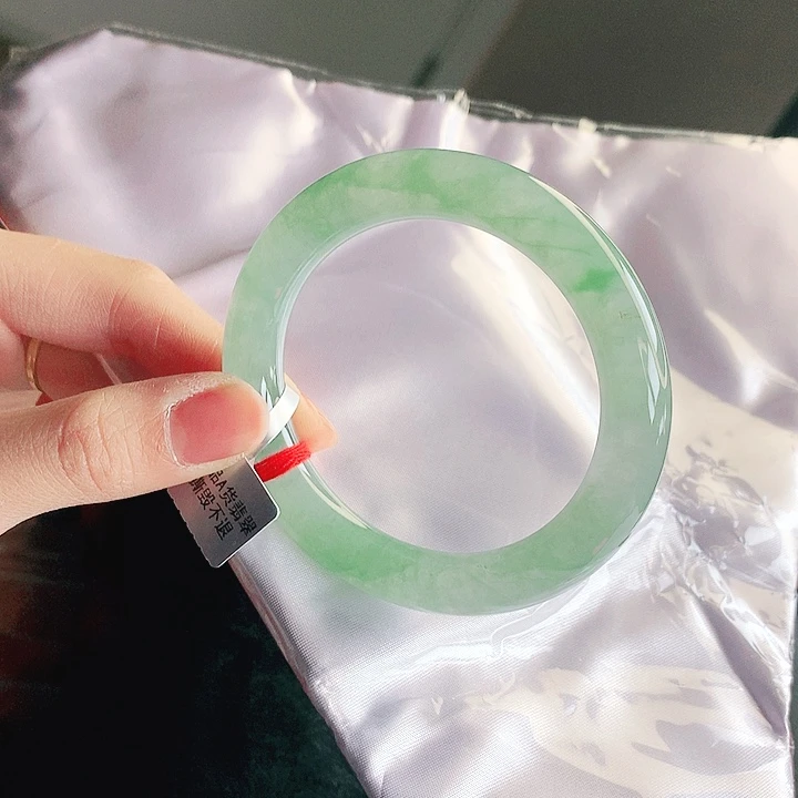 翡翠未镶嵌手镯缅甸天然a货翡翠手镯
