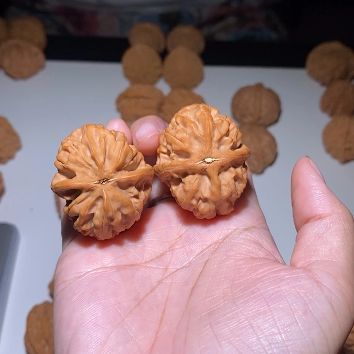 木****吊坠文玩核桃火苗