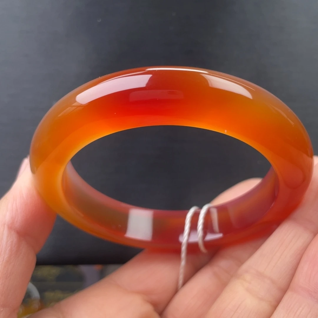 玛瑙/玉髓未镶嵌手镯55圈