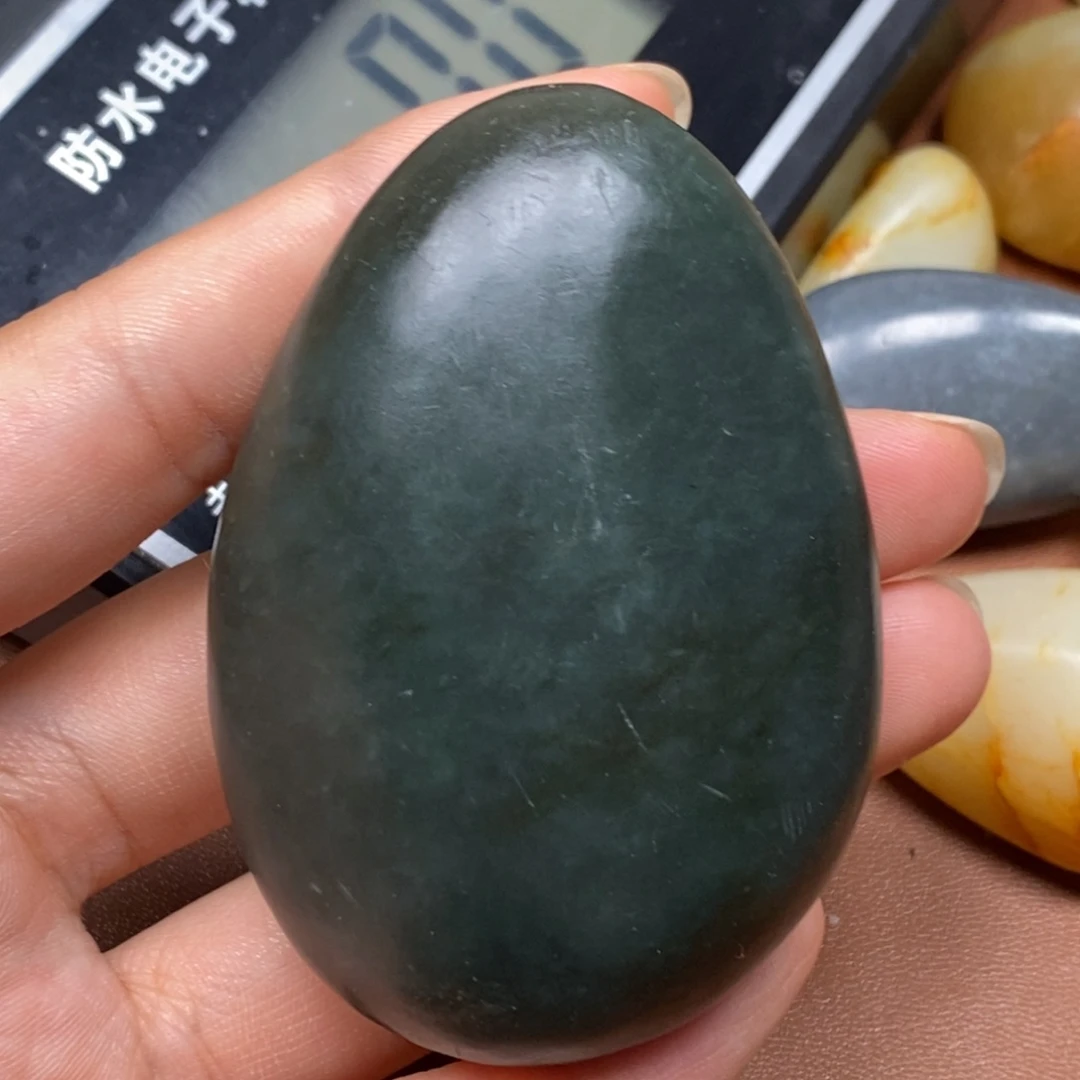 和田玉（糖玉）未镶嵌挂件