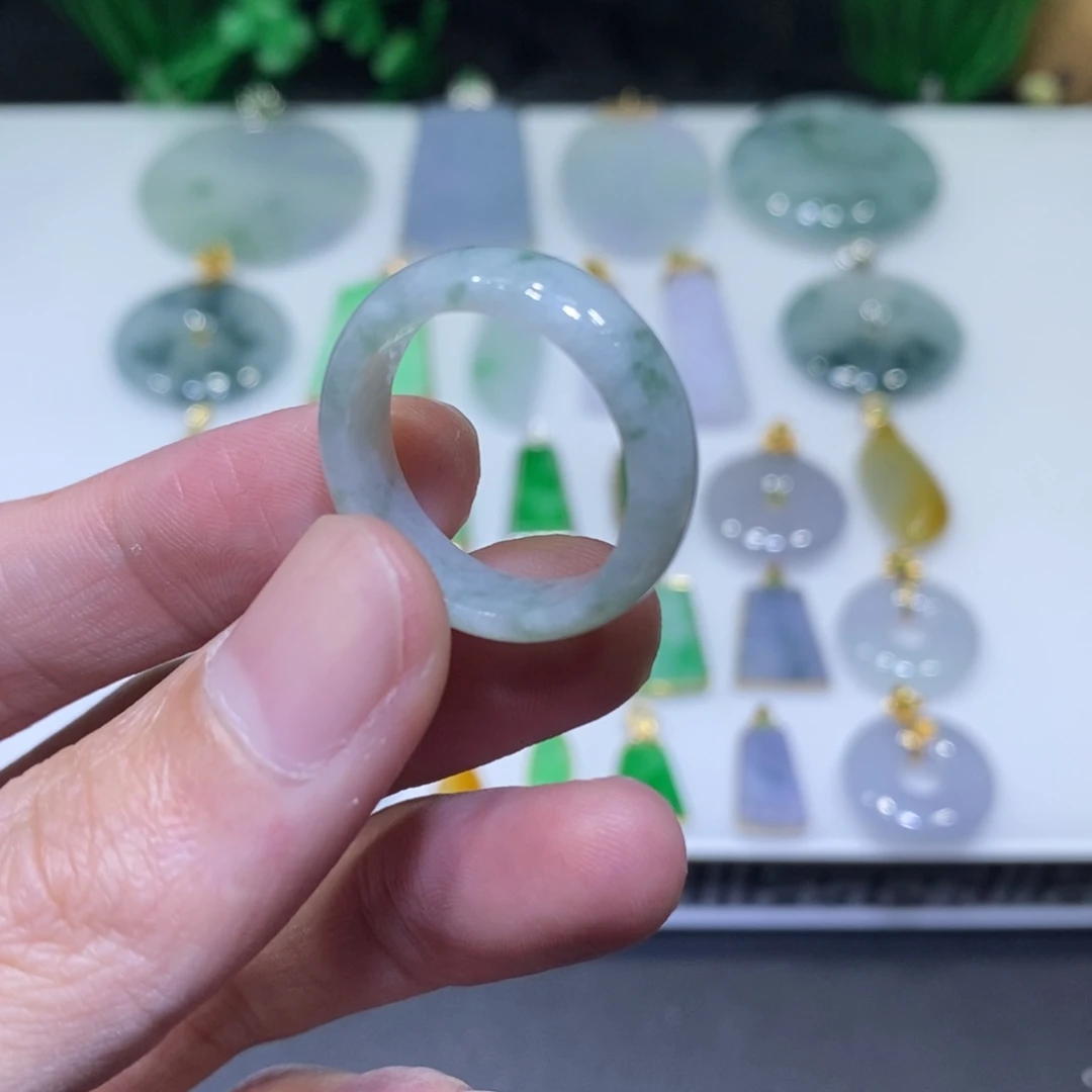 翡翠未镶嵌吊坠(不含链)20号