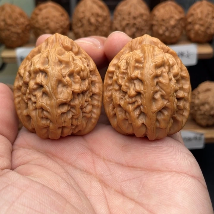 把件文玩核桃红锦鲤43肚