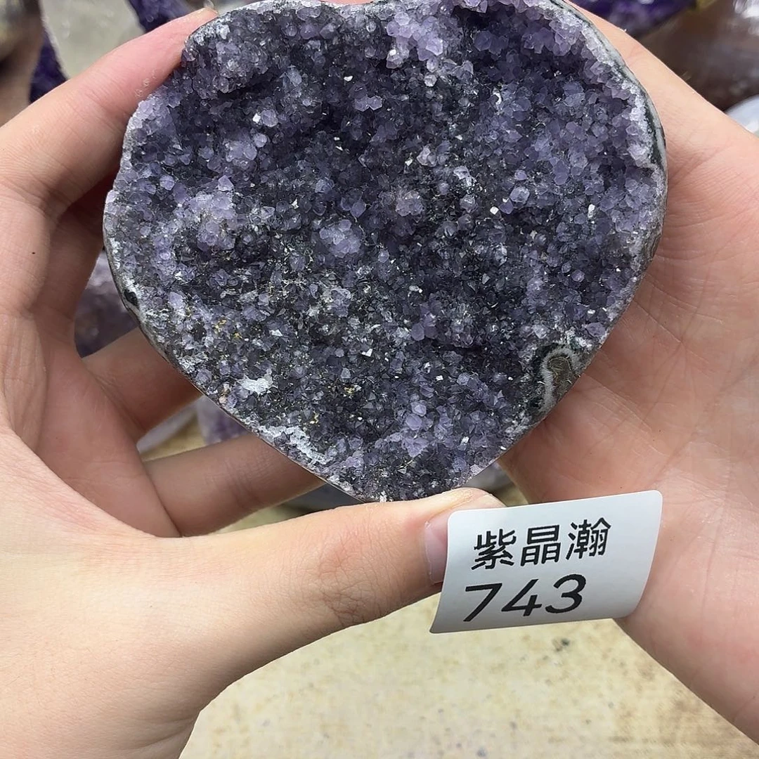 水晶大型摆件（非配饰）未镶嵌