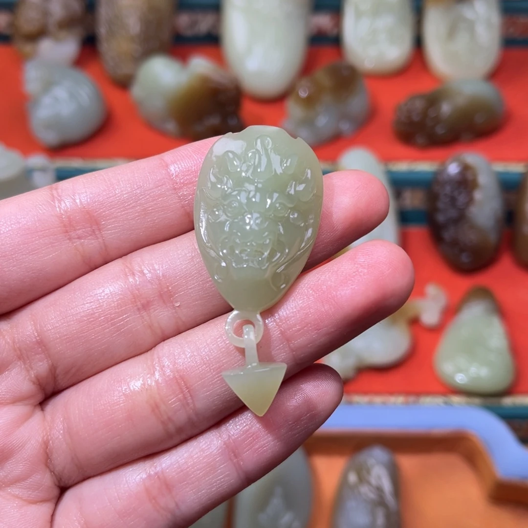 和田玉（黄玉）未镶嵌挂件