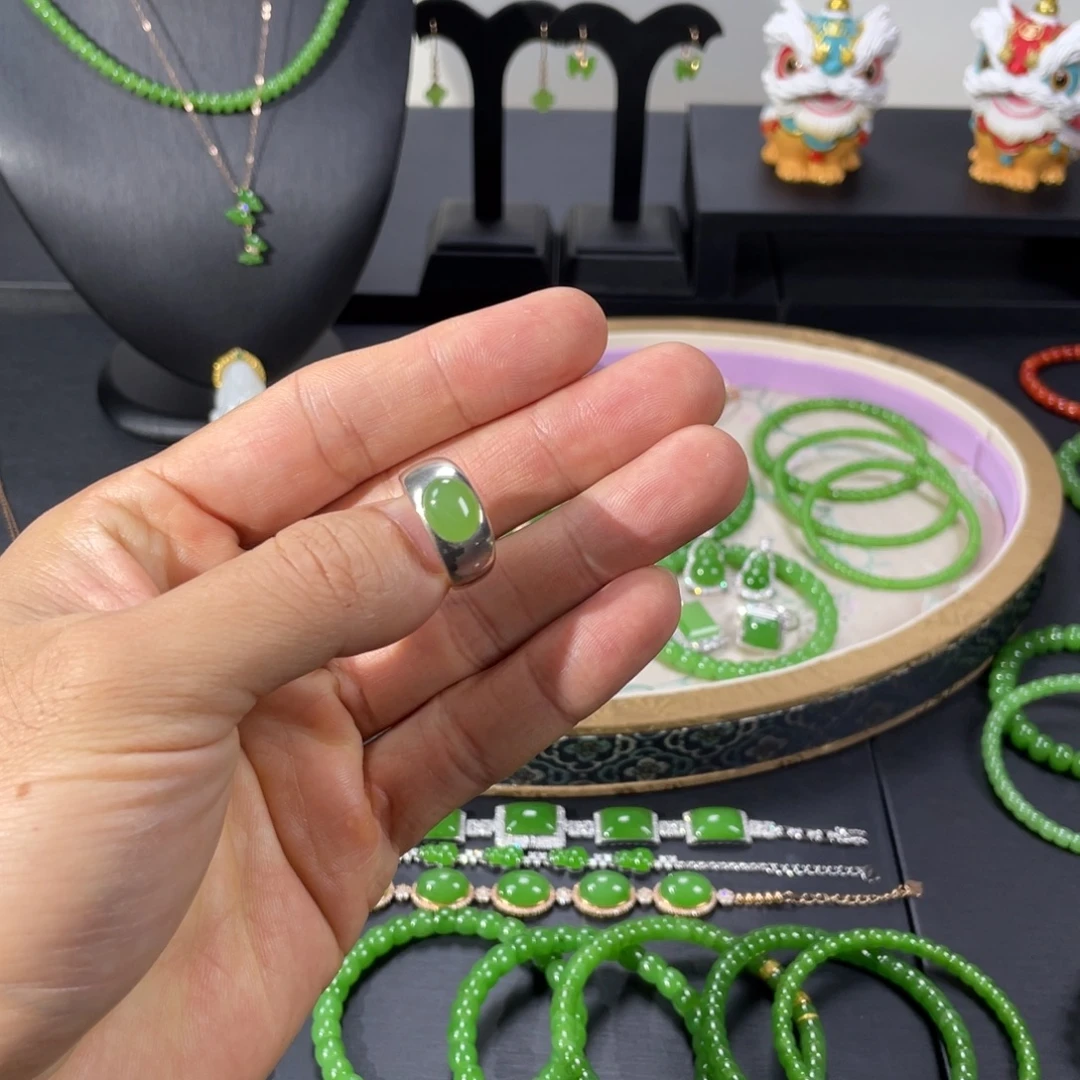 和田玉银S925镶嵌颈饰