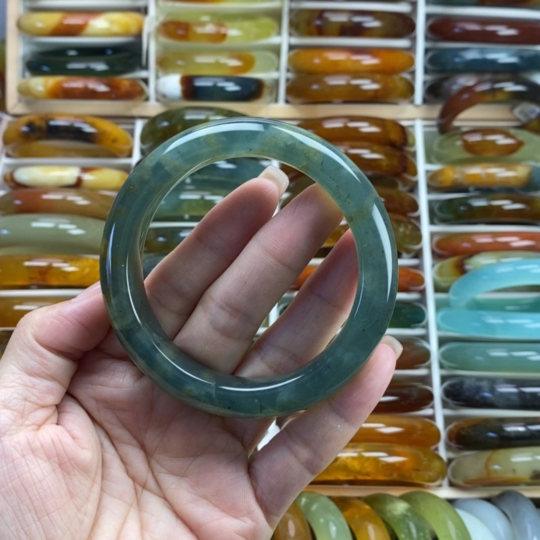 蛇纹石玉未镶嵌手镯58