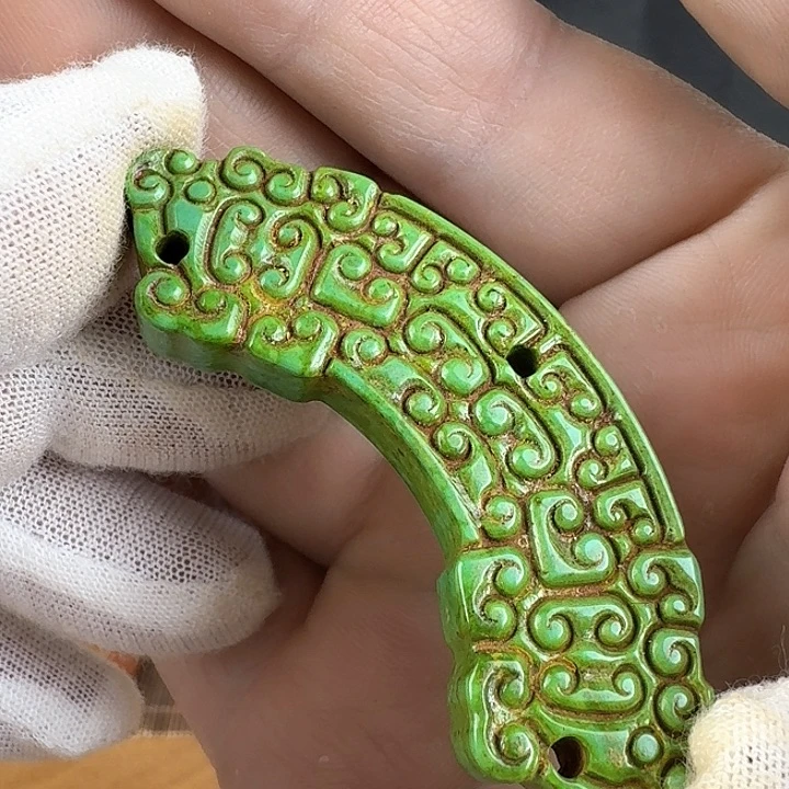 和田玉挂件未镶嵌亮