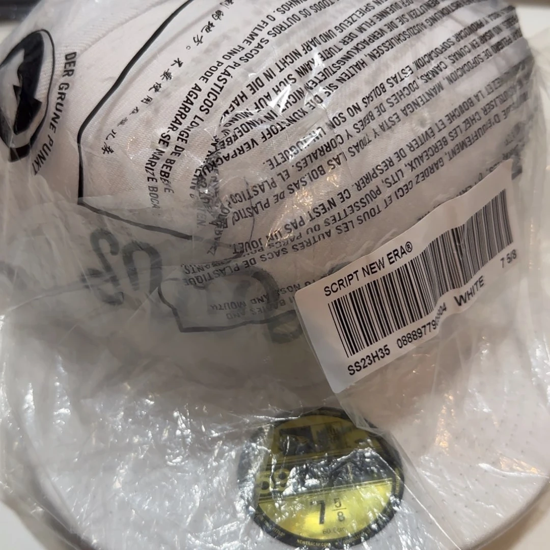 758 线条 白色 sup 棒球帽