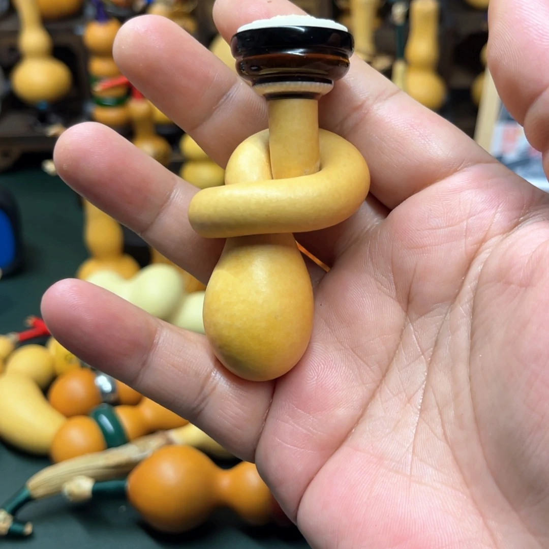 M***酱葫芦哈哈哈哈哈哈哈哈