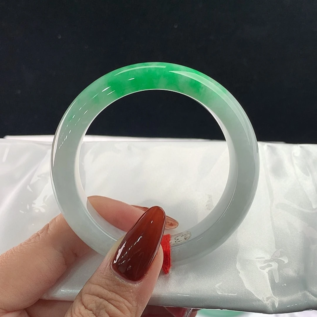 【闪购商品】未镶嵌手镯翡翠正52.6