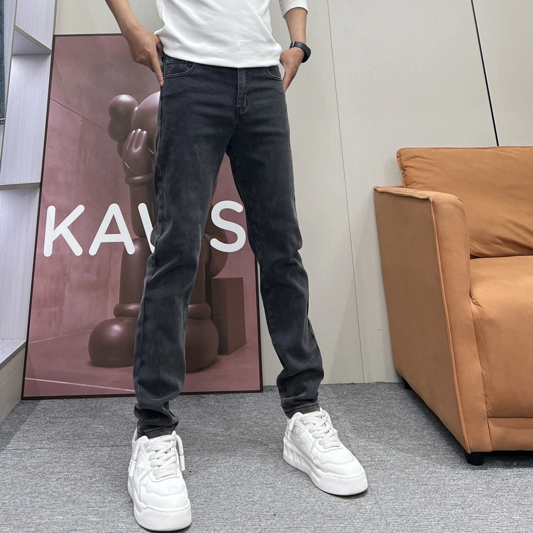 秋冬新款高端简约净版休闲百搭高弹修身韩版男款烟灰色加绒牛仔裤