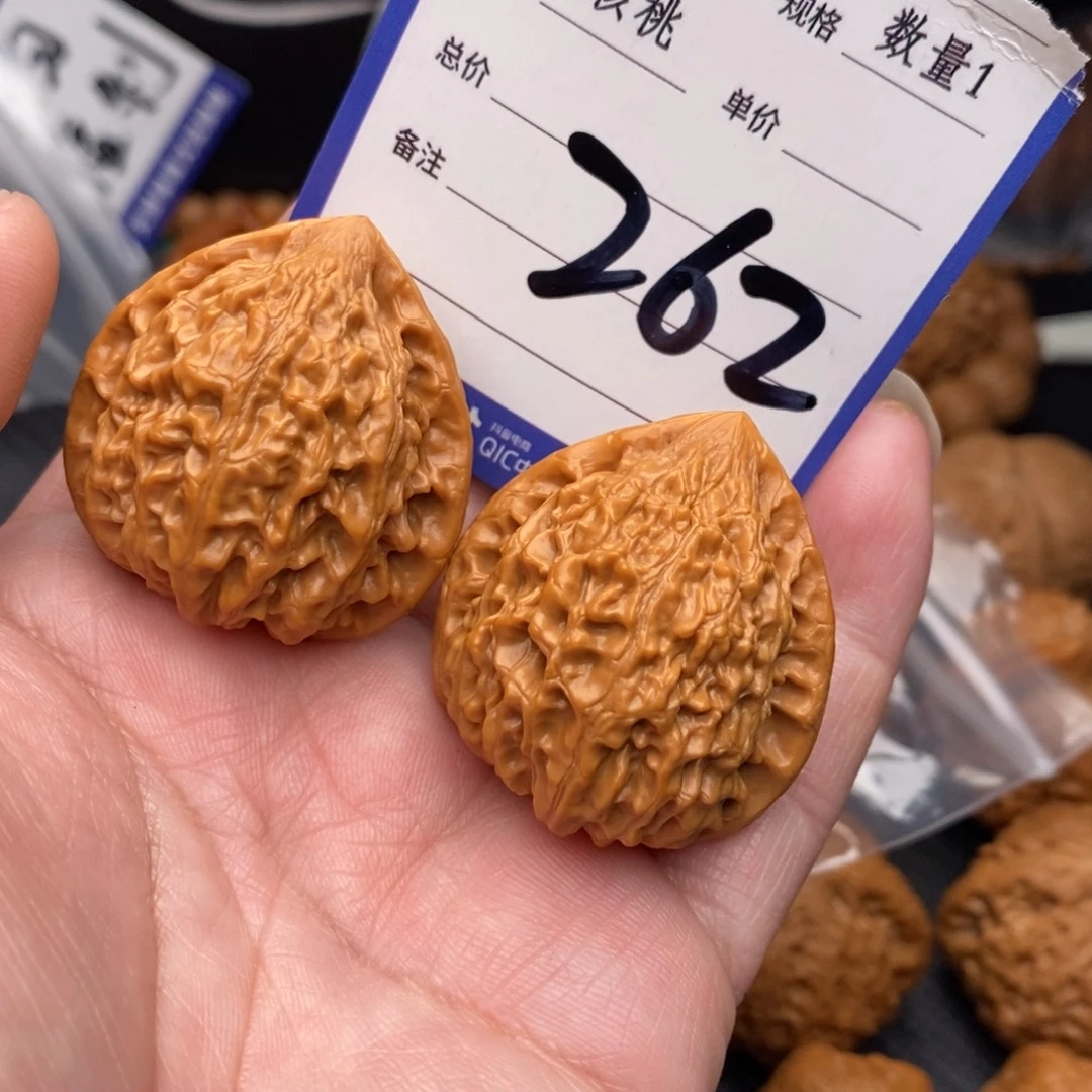 永***了文玩核桃吊坠金牛35mom