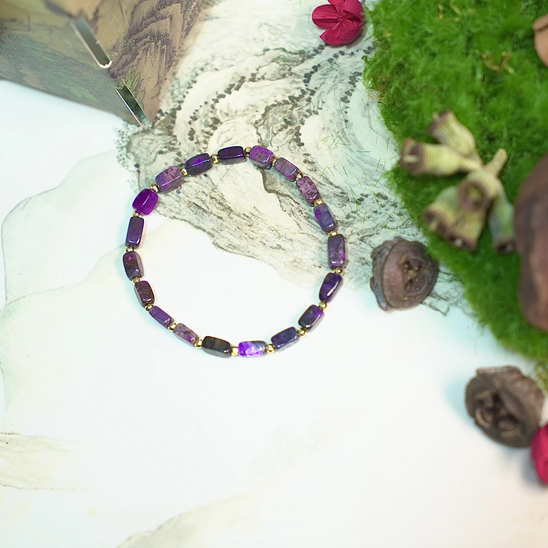 舒俱来手链5mm左右7990