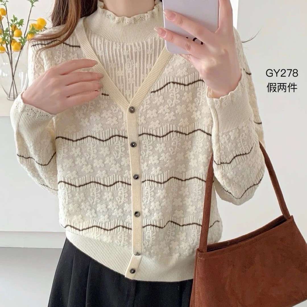 GY278 小香风V领镂空蕾丝拼接针织开衫秋冬新款显瘦宽松百搭毛衣