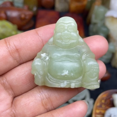 蛇纹石玉未镶嵌颈饰8