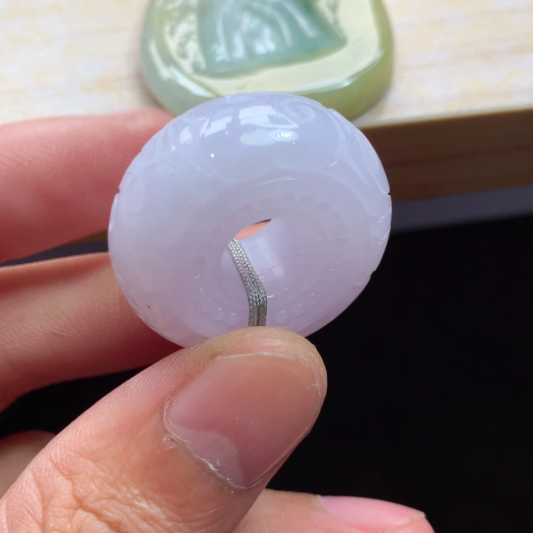 翡翠未镶嵌颈饰吊坠