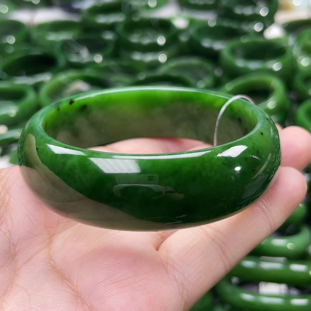 未镶嵌手镯和田玉（碧玉）