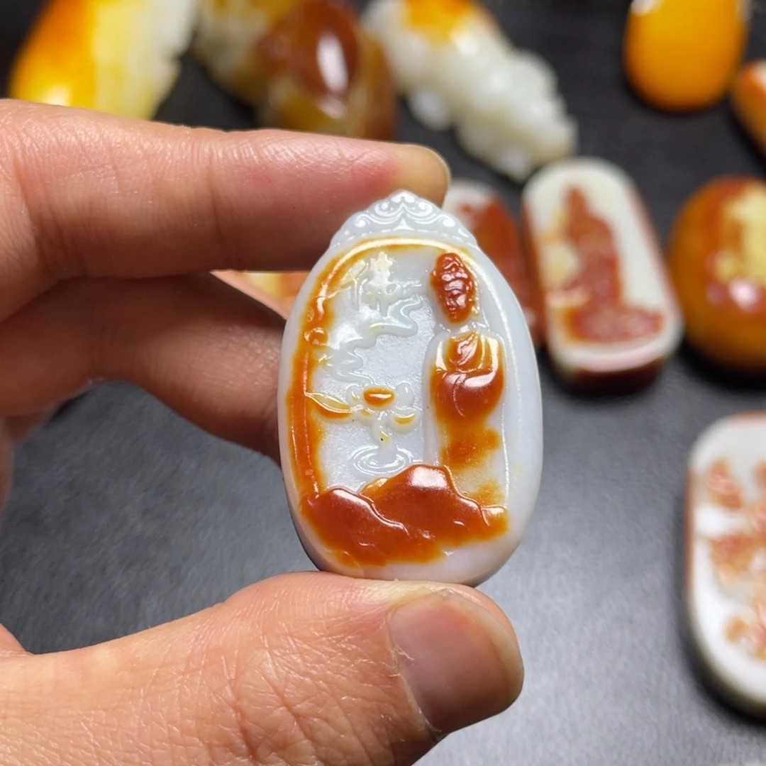 和田玉未镶嵌颈饰