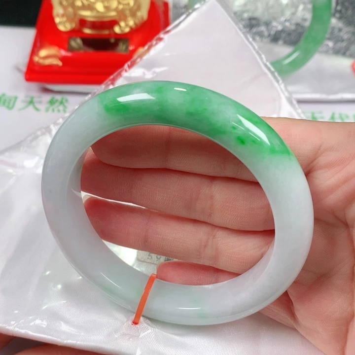 翡翠手镯未镶嵌   编号DH1225 正圈59 福利款