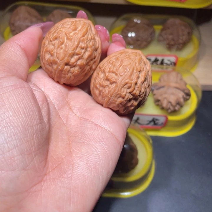 文玩核桃吊坠39平谷舍利子