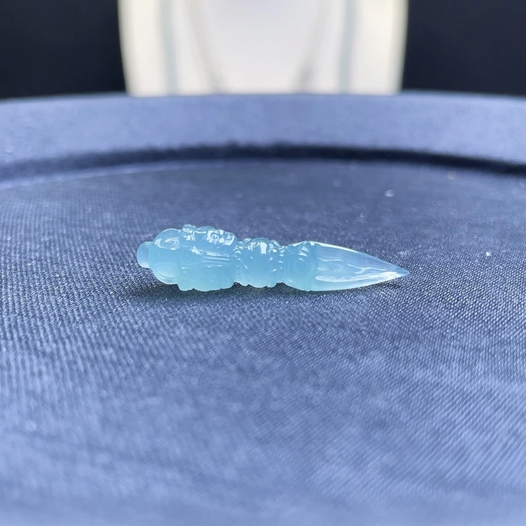 翡翠散珠天然A货翡翠降魔杵吊坠