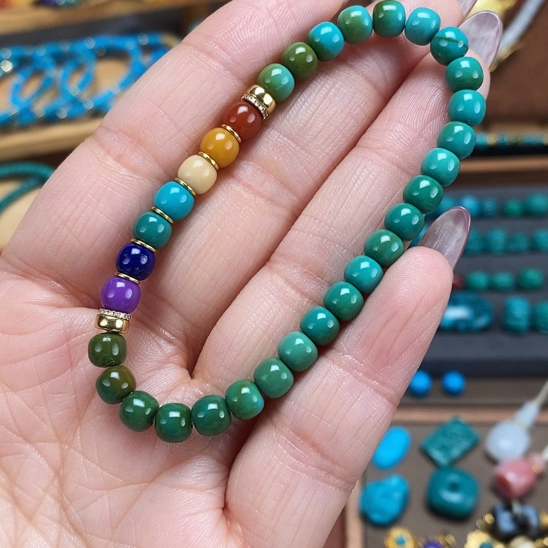 绿松石未镶嵌珠宝奇石