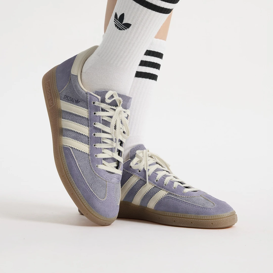 adidas/阿迪达斯女子SPEZIAL经典运动板德训鞋「T头鞋」JR0849