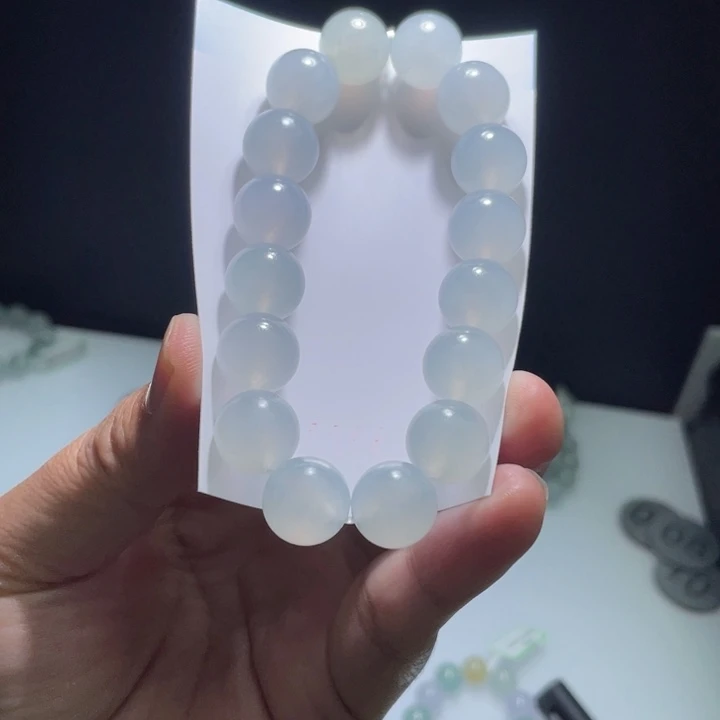 未镶嵌定制翡翠散**鱼翡翠卡12+