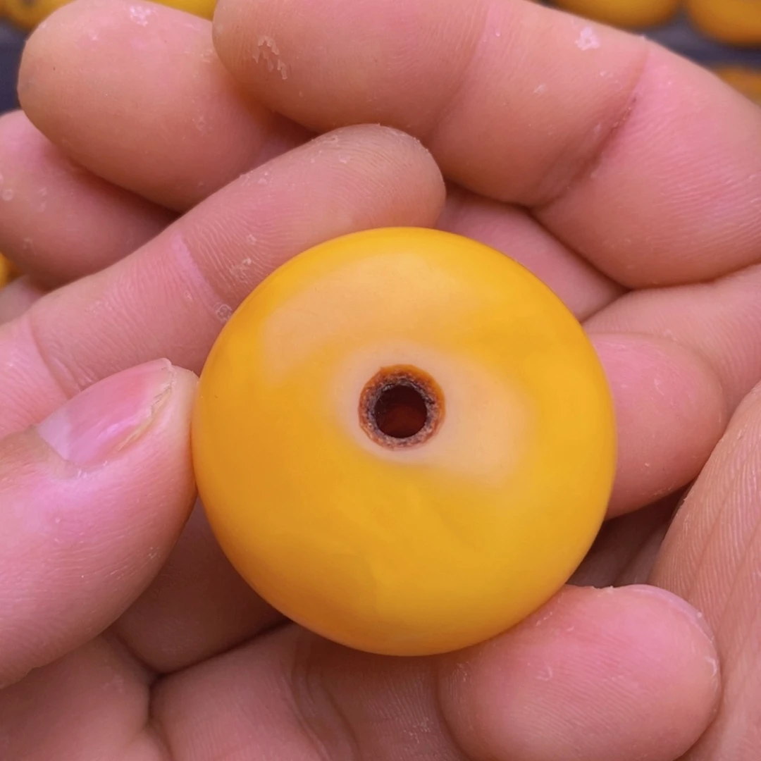 未镶嵌蜜蜡珠宝奇石