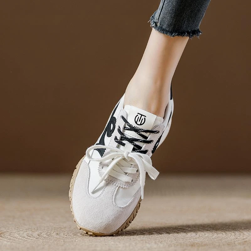 纯色鞋子时尚休闲鞋圆头秋复古老爹鞋低跟女鞋少女风百搭夏季