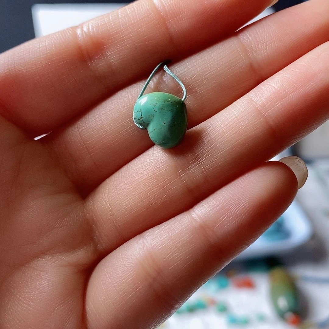 绿松石颈饰未镶嵌?***W