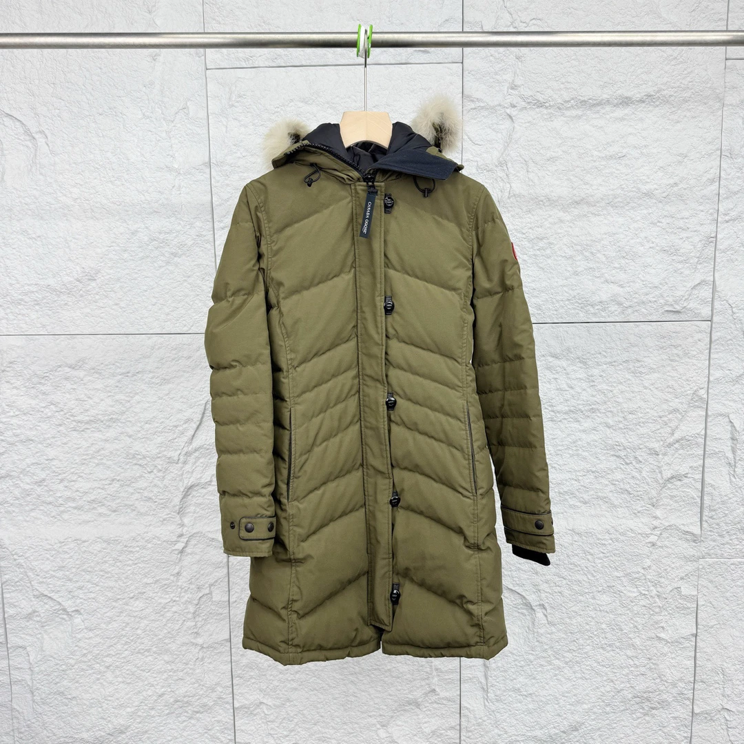 99新 CANADA GOOSE M码/军绿色长款连帽羽绒服/18282745