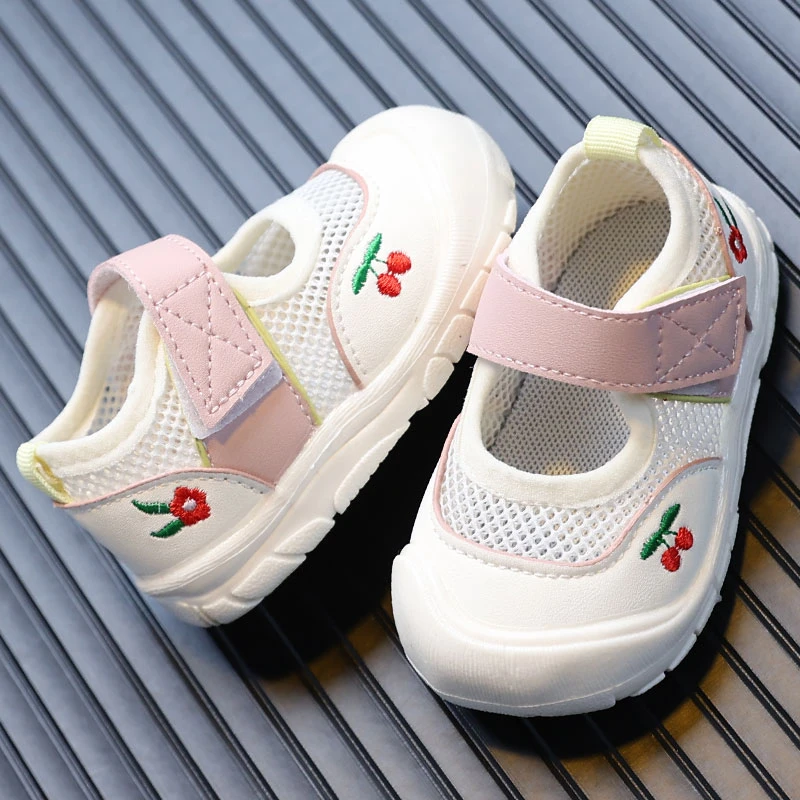 步鞋春夏凉鞋新款运动鞋初学者宝宝鞋子婴儿包头软底防滑网布透气