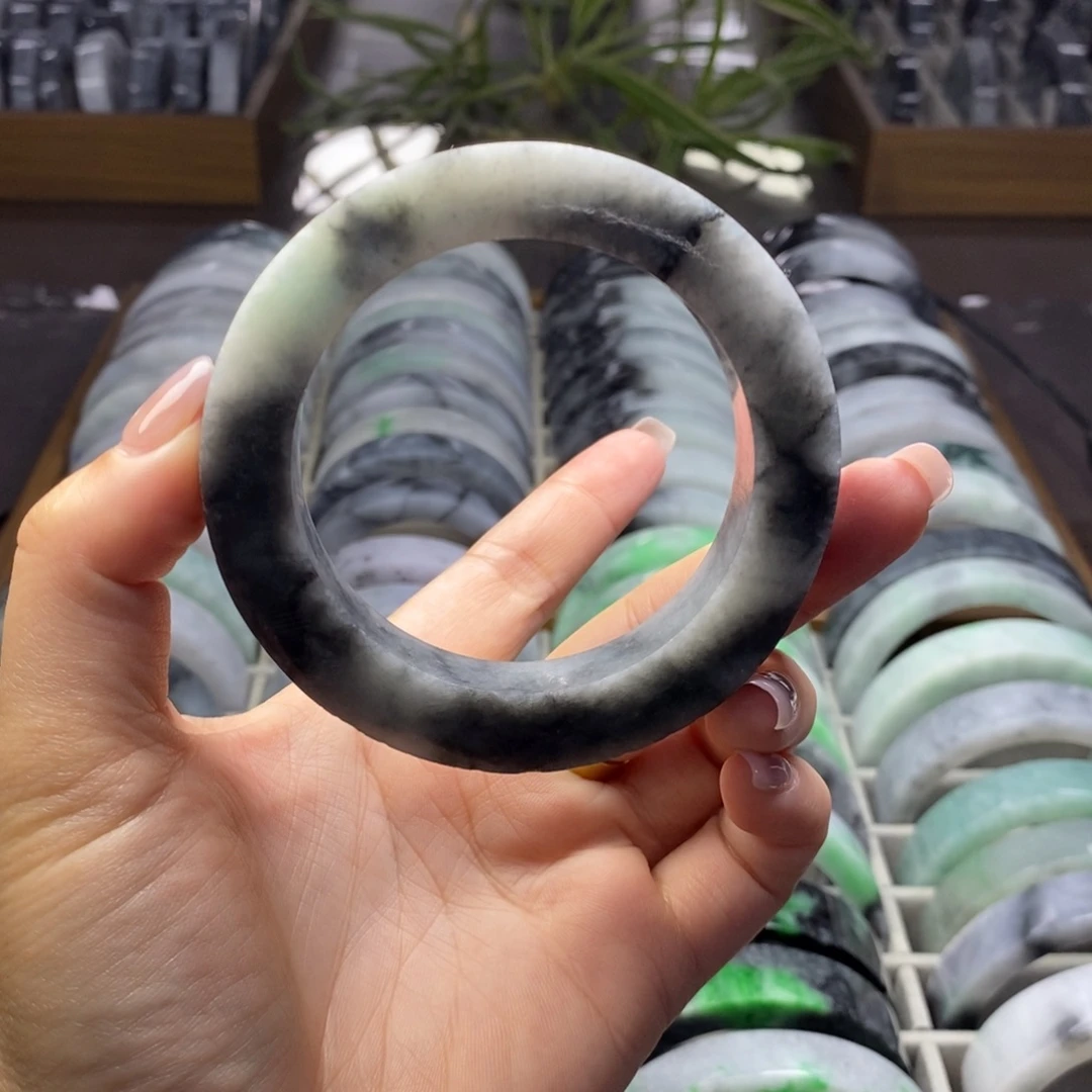 定制翡翠未镶嵌天然a货