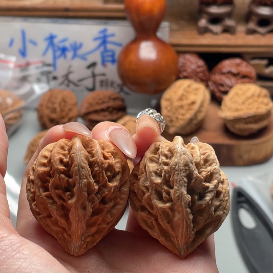 文玩核桃把件小楸香85