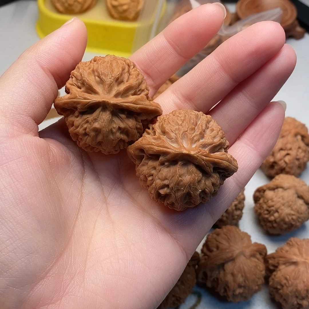 桃核把件42尺宫灯精对儿