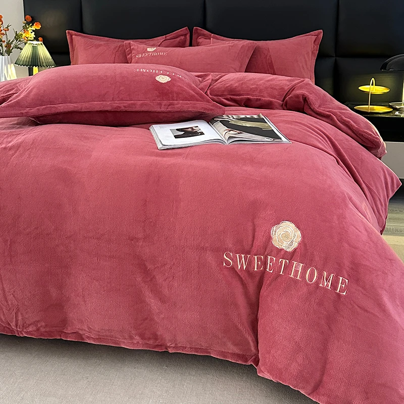 新款轻奢加厚纯色牛奶绒绣花四件宝宝绒轻奢双面绒床裙款家用