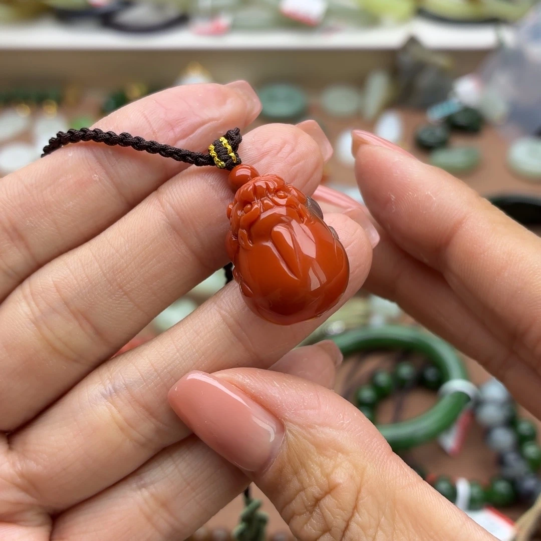 羊****和田玉银S925镶嵌耳饰